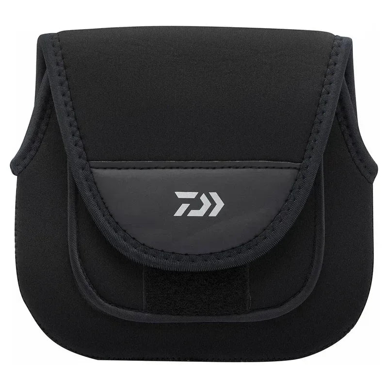 Daiwa Neoprene Rullskydd - Sundbybergs Sportfiske